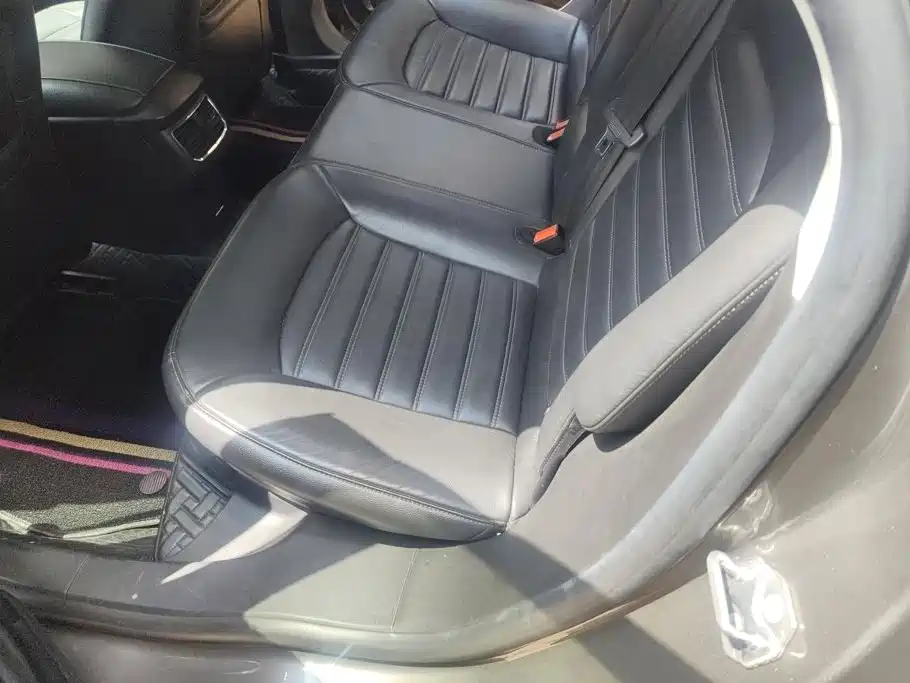 Ford Mondeo — миниатюра 11