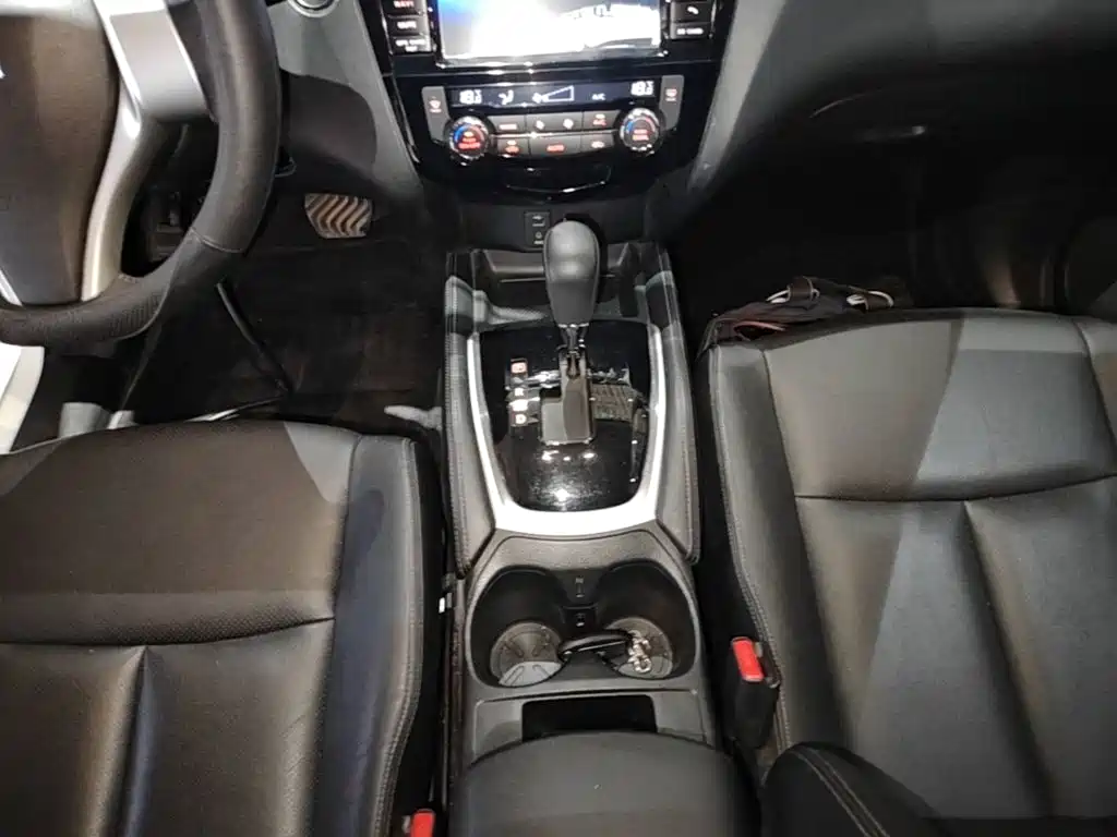 Nissan X-Trail — миниатюра 14