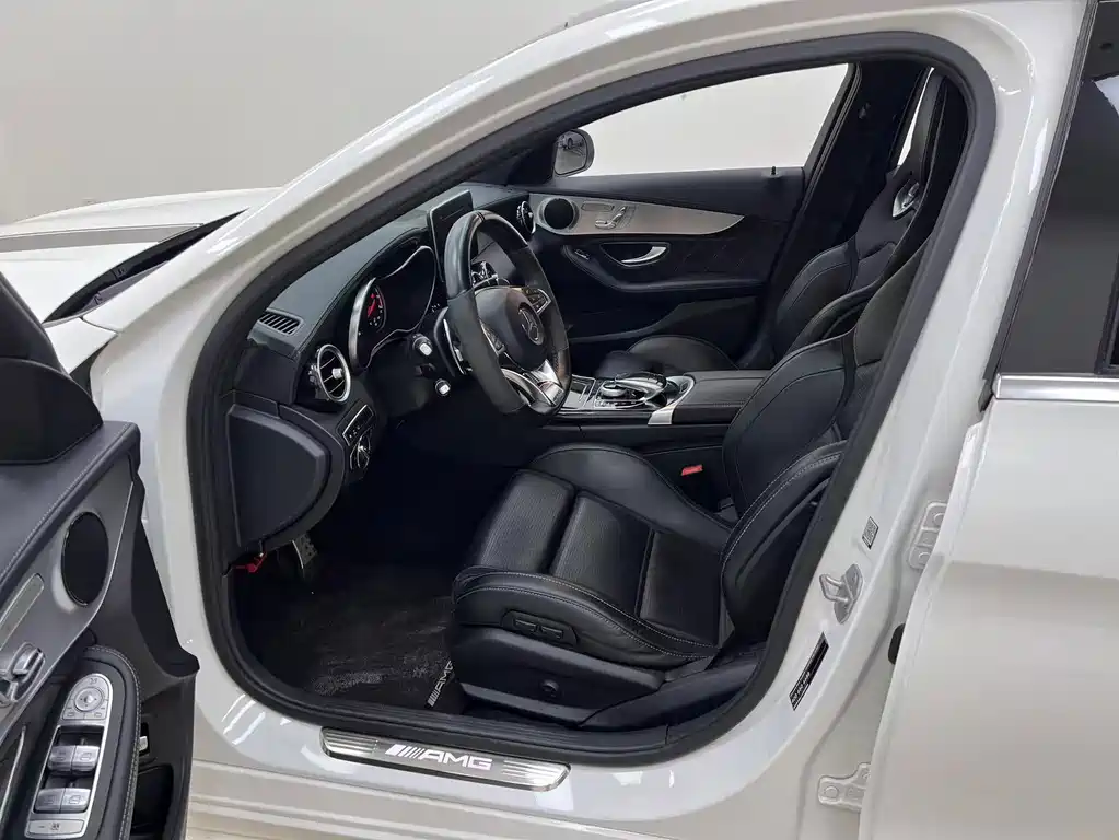 Mercedes-Benz C-Class AMG — миниатюра 13