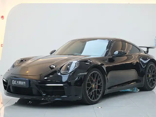 PORSCHE 911