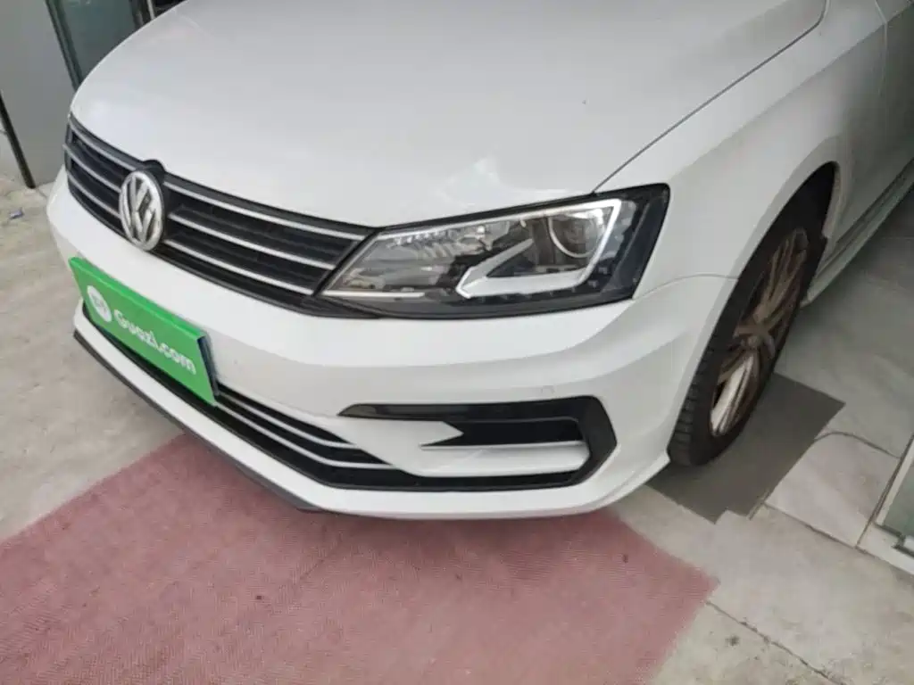 Volkswagen Sagitar — миниатюра 24