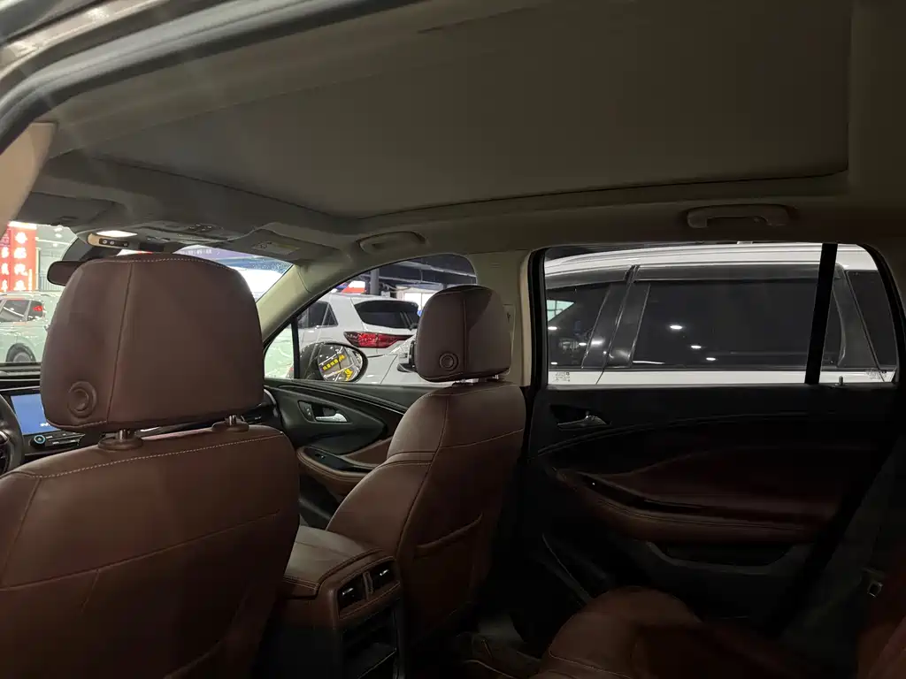 Buick Envision Plus — миниатюра 14