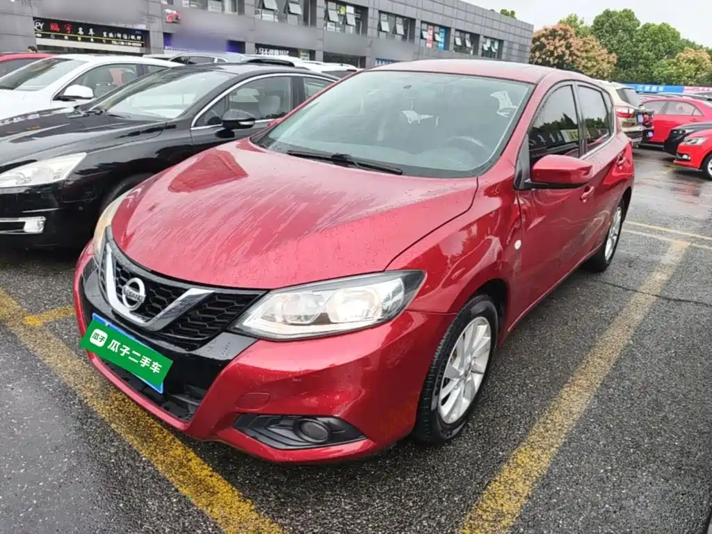 Nissan Tiida — миниатюра 2
