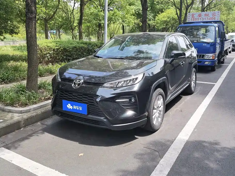 Toyota Wildlander 2022 2.0L CVT 2WD Leading Edition