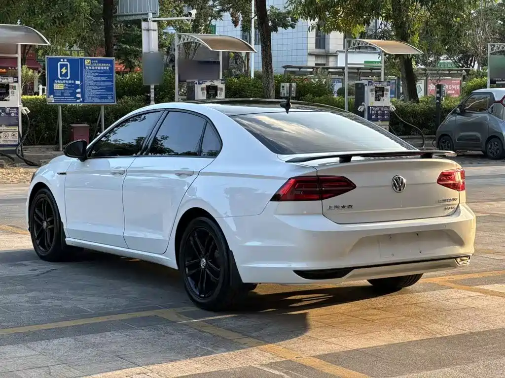 Volkswagen Lamando — миниатюра 13