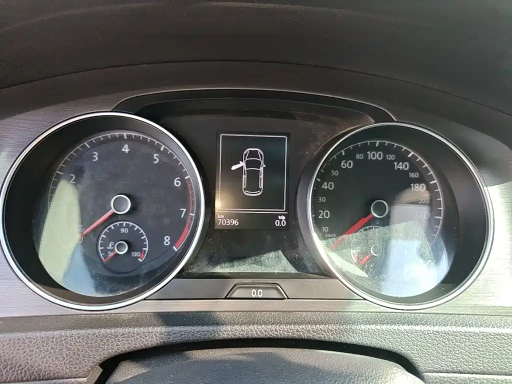 Volkswagen Golf — миниатюра 12