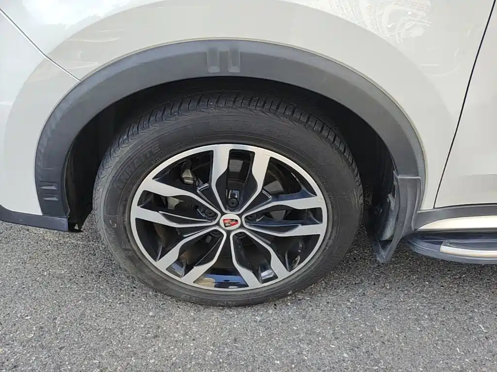 Roewe RX5 — миниатюра 23
