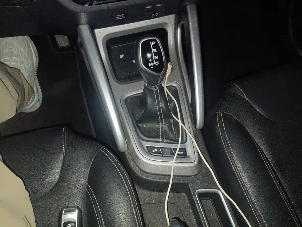 Geely Vision X3 — миниатюра 7