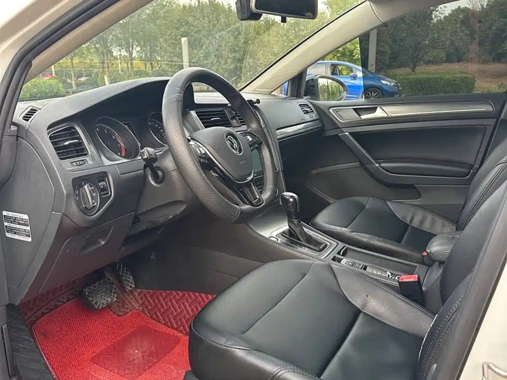 Volkswagen Golf — миниатюра 8