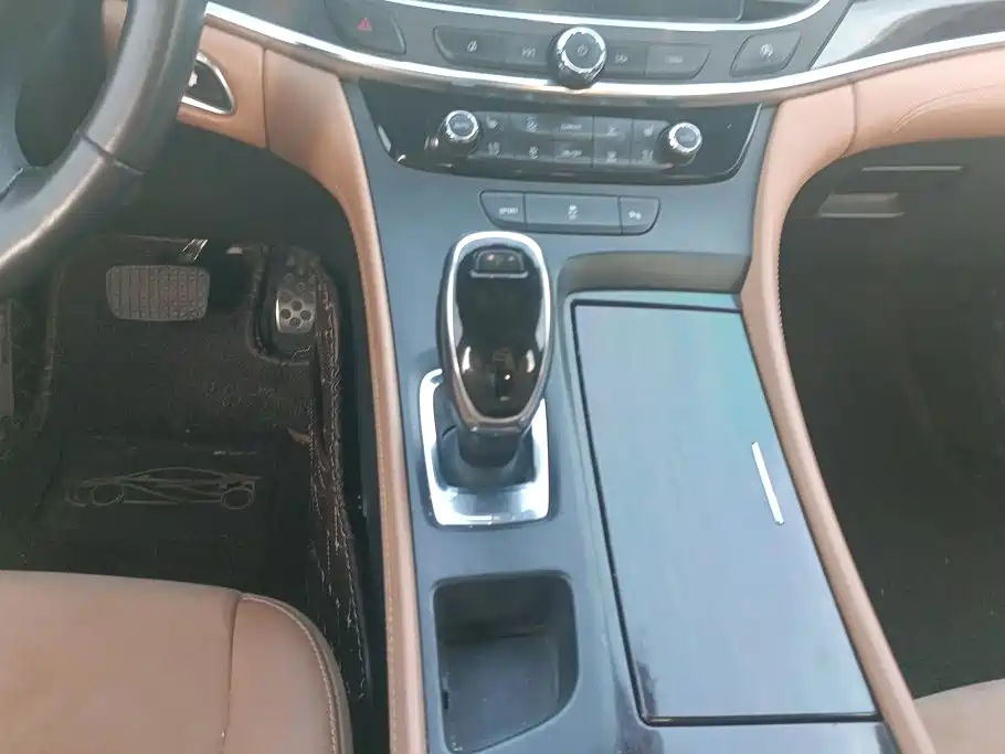 Buick LaCrosse — миниатюра 15