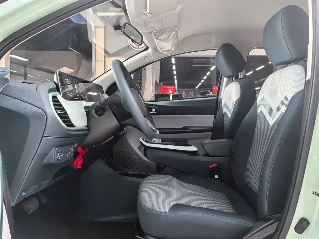 Changan Benben E-Star — миниатюра 8