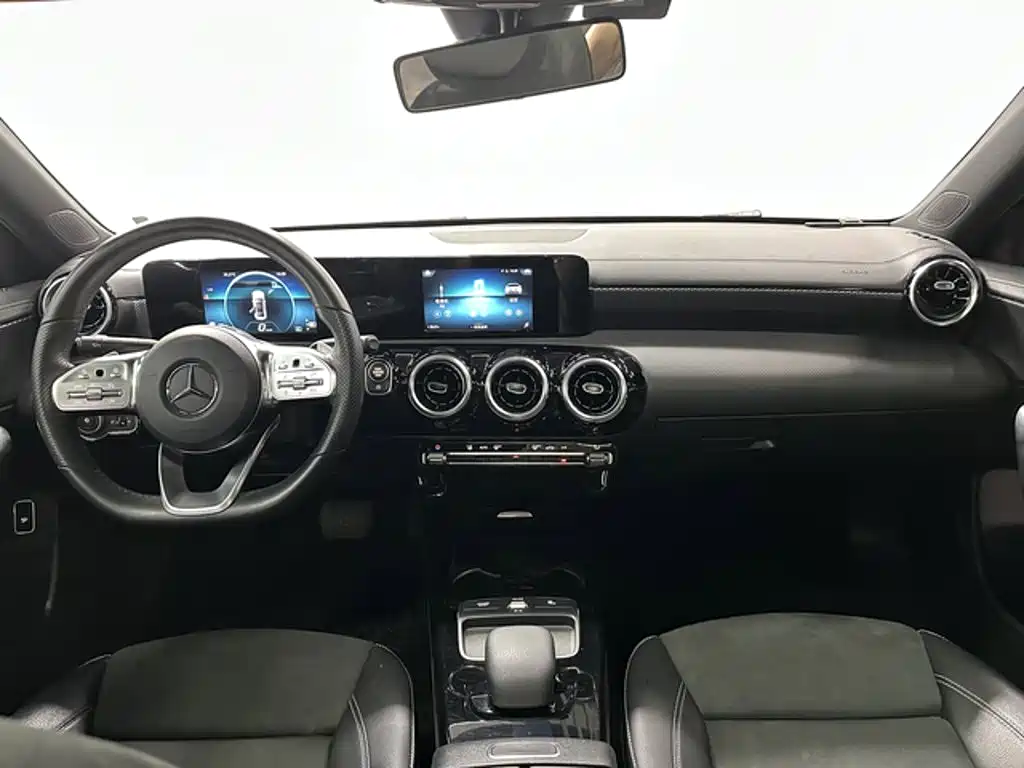 Mercedes-Benz A-Class — миниатюра 13