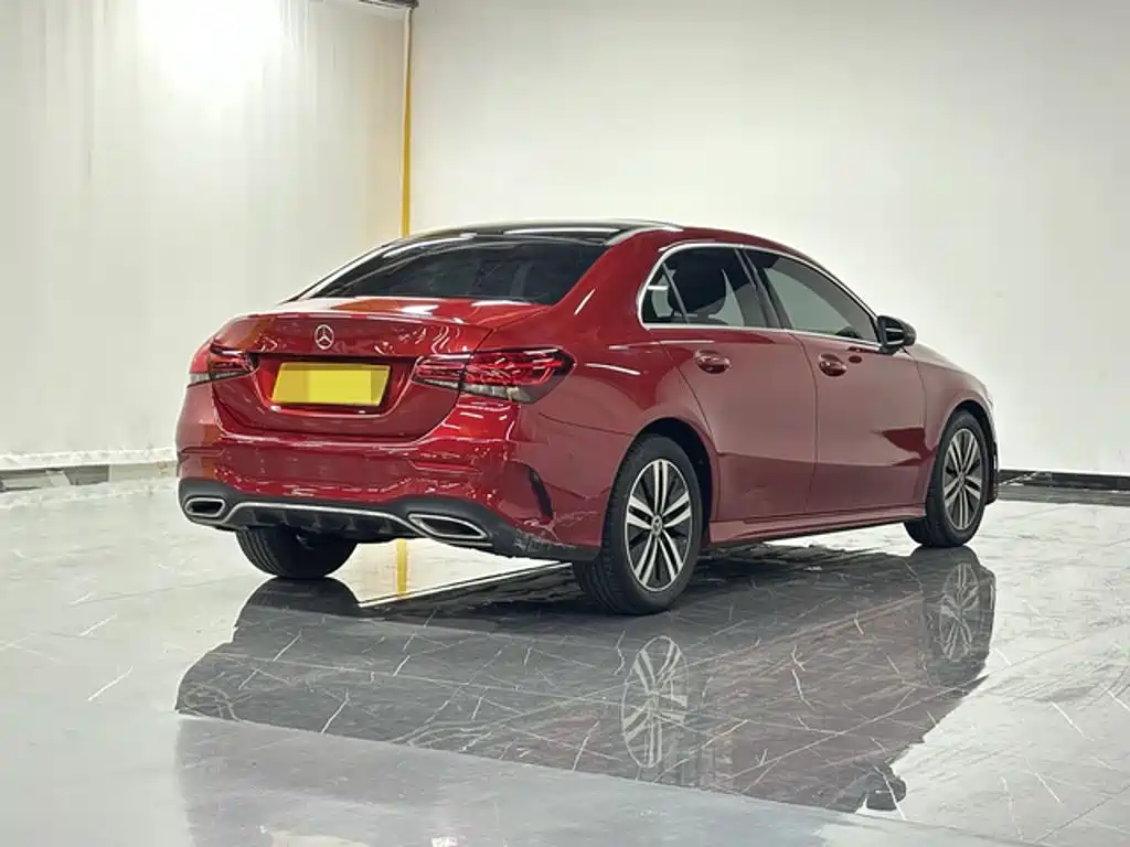 Mercedes-Benz A-Class — миниатюра 6