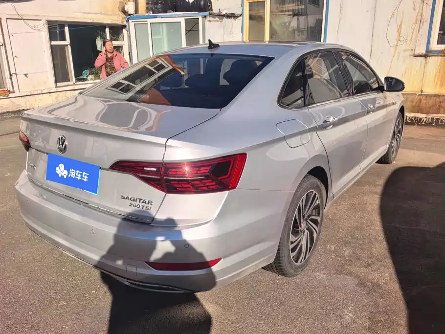 Volkswagen Sagitar — миниатюра 3