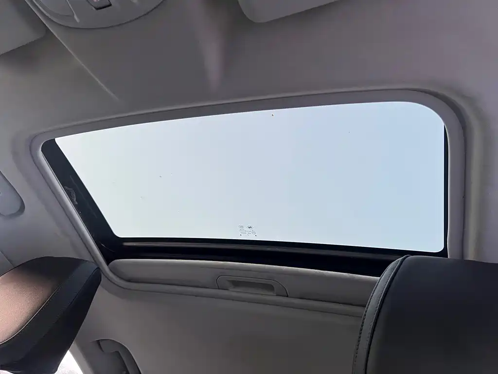 Peugeot 308 1.6L Auto Luxury Edition, фото 9