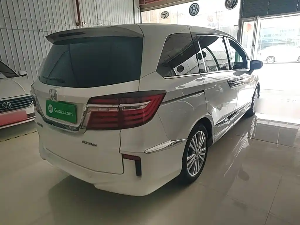 Honda Elysion — миниатюра 7