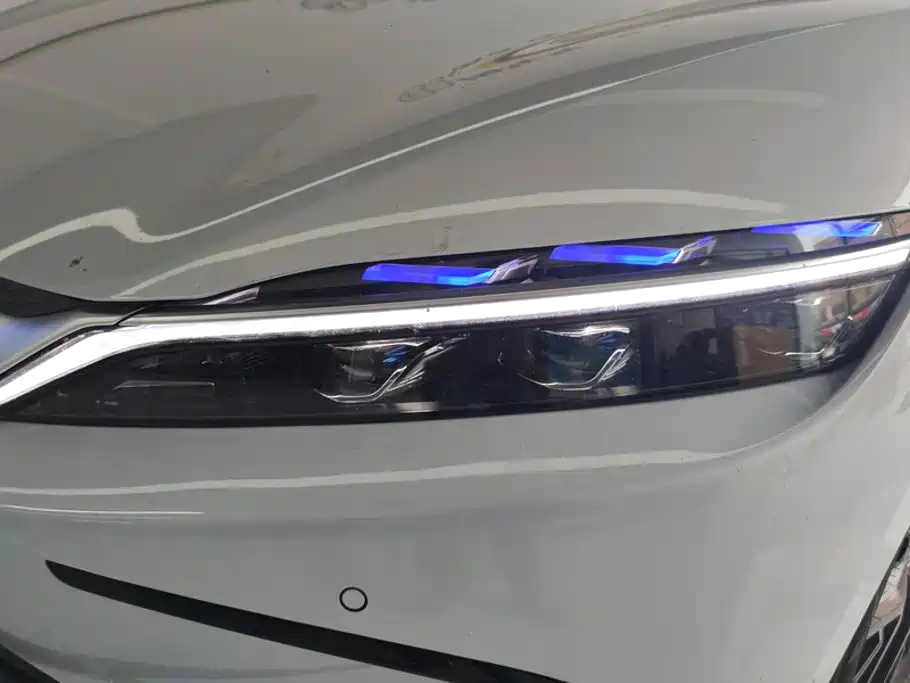 BYD Han — миниатюра 5