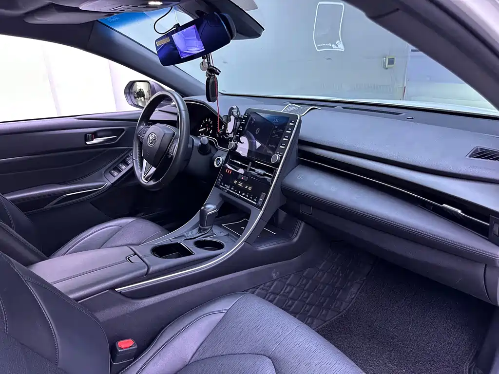 Toyota Avalon — миниатюра 11