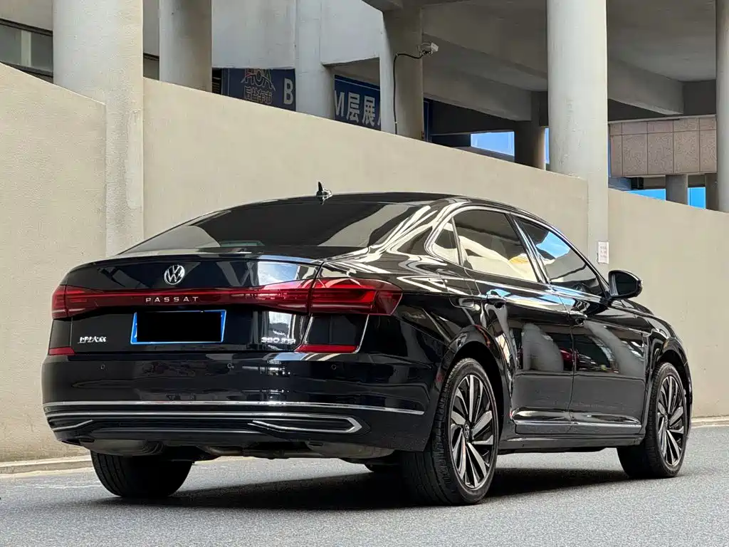 Volkswagen Passat — миниатюра 5