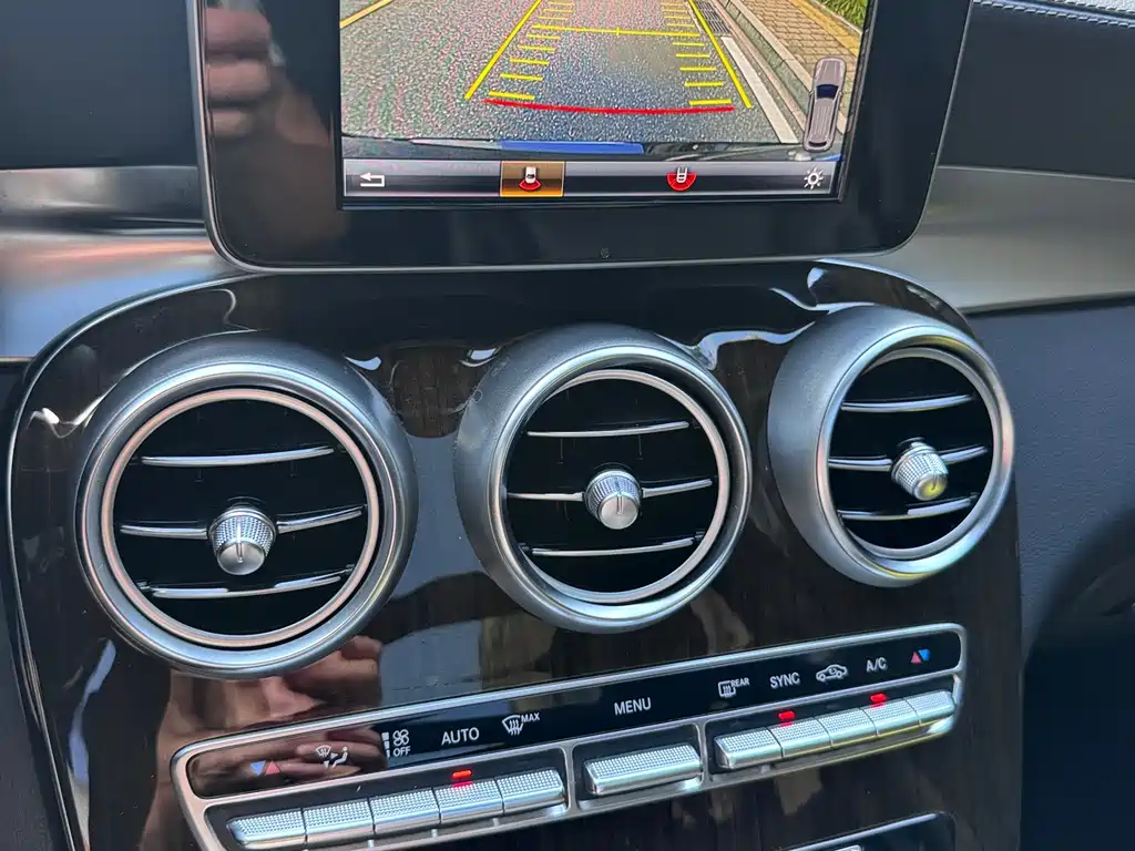 Mercedes-Benz GLC — миниатюра 15