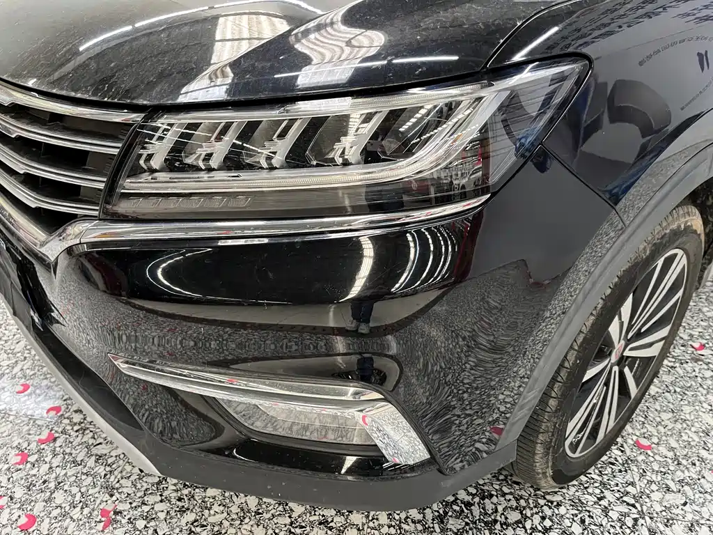 Roewe RX5 — миниатюра 4