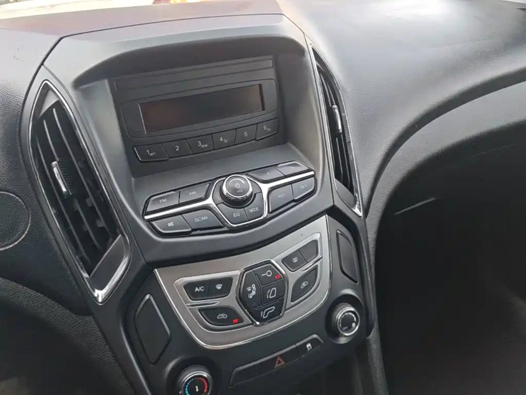 Chery Arrizo 5 — миниатюра 13