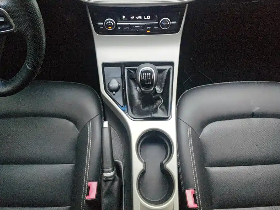 Geely Emgrand GL — миниатюра 16