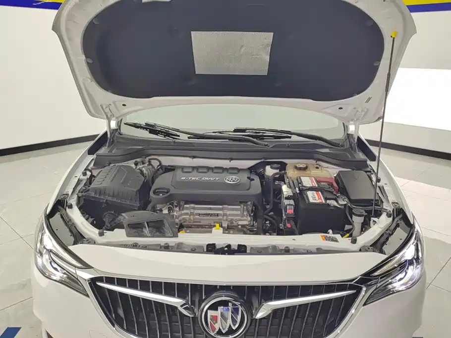 Buick Excelle — миниатюра 10