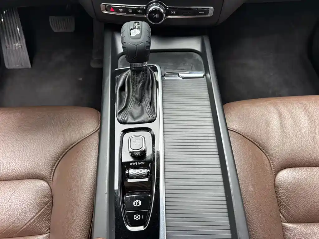 Volvo XC60 — миниатюра 13
