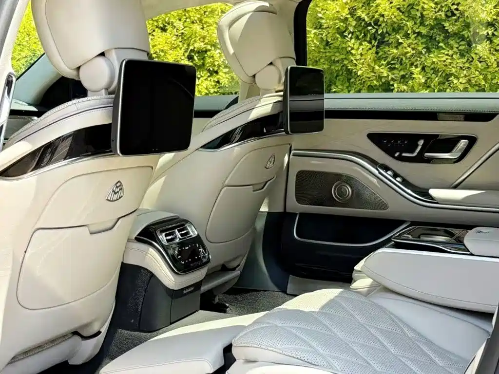 Mercedes-Benz S-Class — миниатюра 7