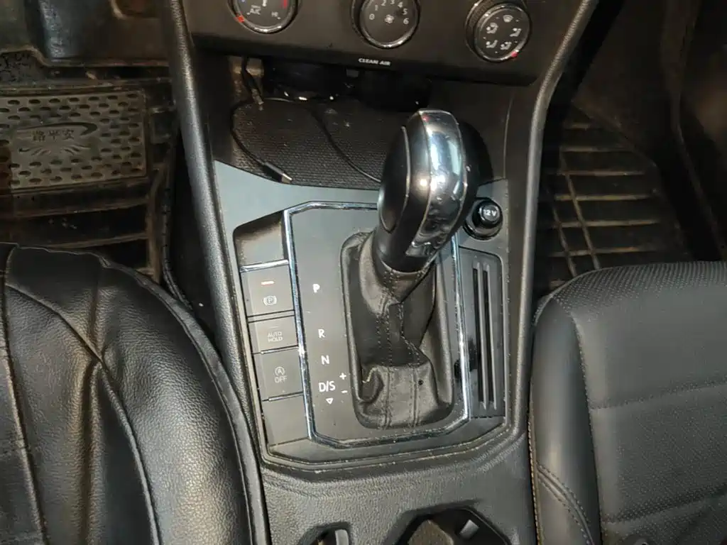 Volkswagen Lavida — миниатюра 14