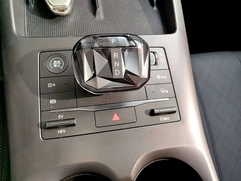 BYD Qin PLUS — миниатюра 14