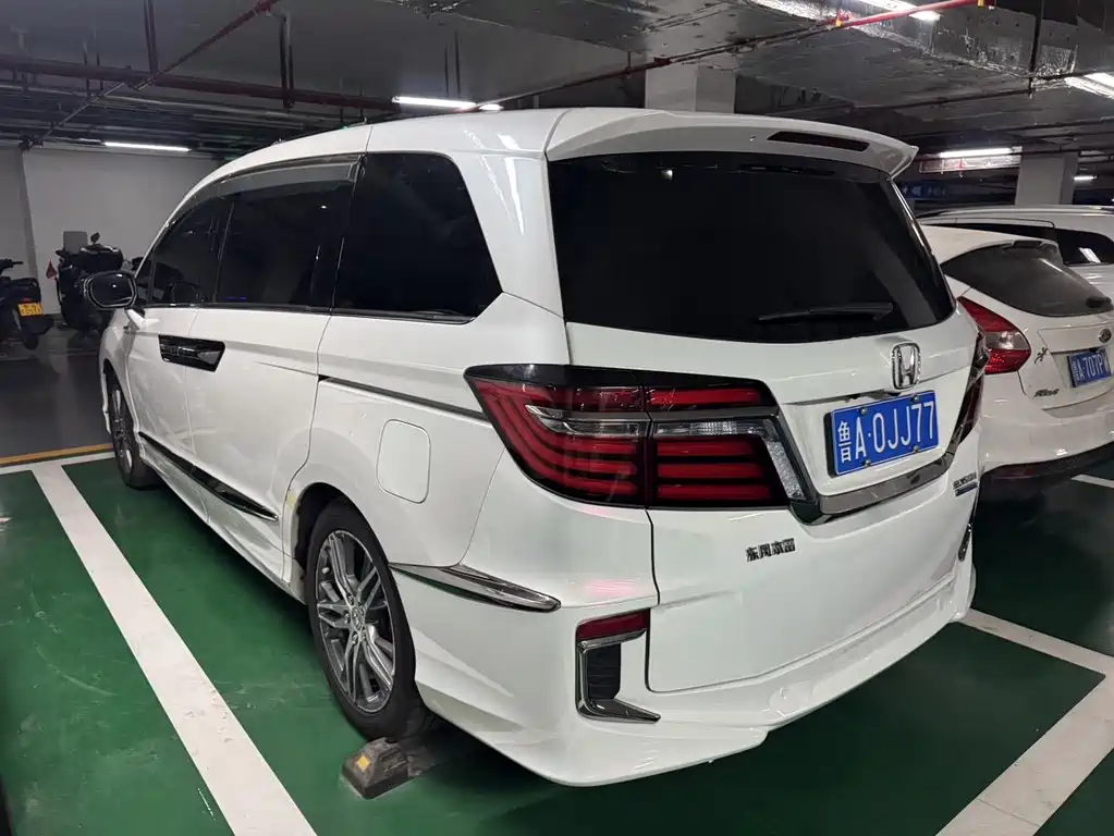 Honda Elysion — миниатюра 7