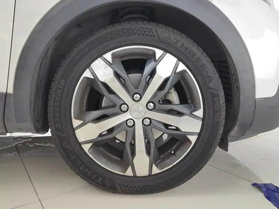 Peugeot 4008 — миниатюра 6