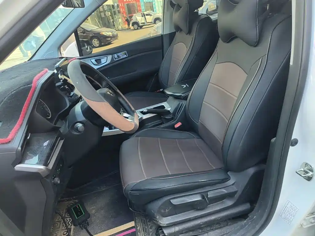 Wuling Jiachen — миниатюра 15