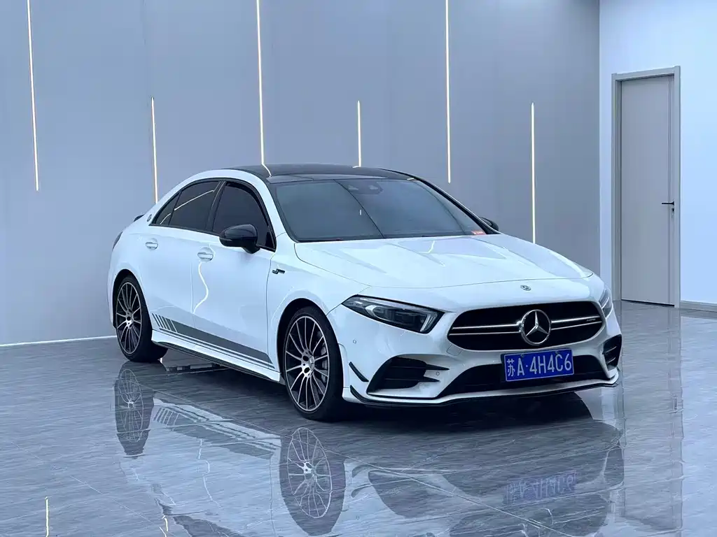 Mercedes-Benz A-Class AMG — миниатюра 3