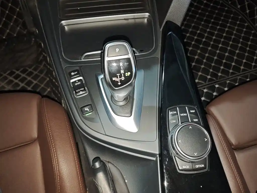BMW 3 Series — миниатюра 14