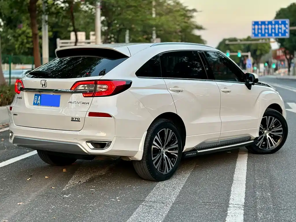 Honda Avancier — миниатюра 5