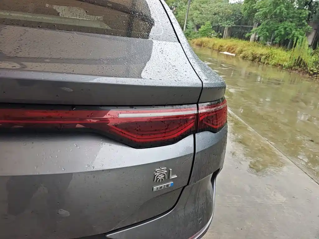BYD Qin L — миниатюра 8