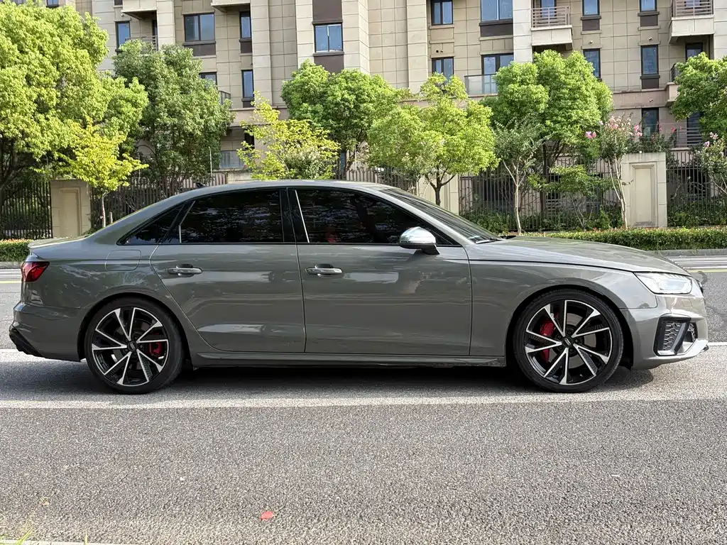 Audi S4 — миниатюра 4