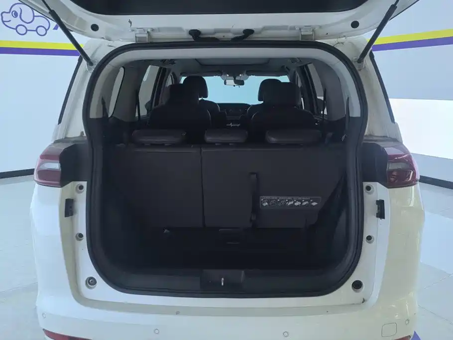 GAC Motor Trumpchi M6 — миниатюра 4