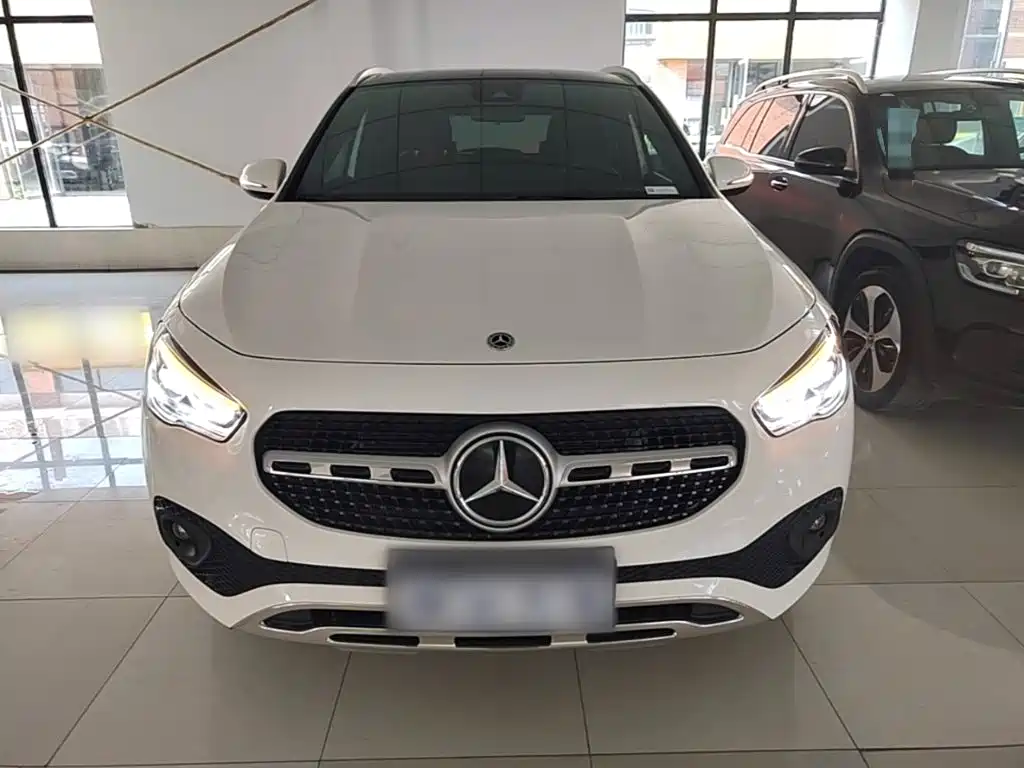 Mercedes-Benz GLA — миниатюра 3