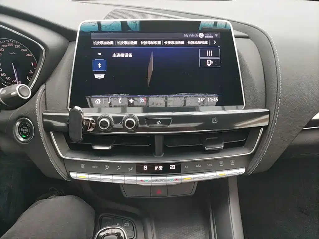 Cadillac CT5 — миниатюра 6
