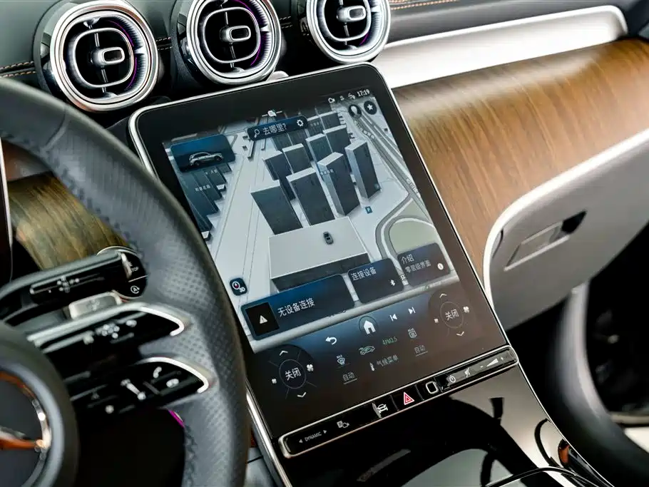 Mercedes-Benz GLC — миниатюра 12
