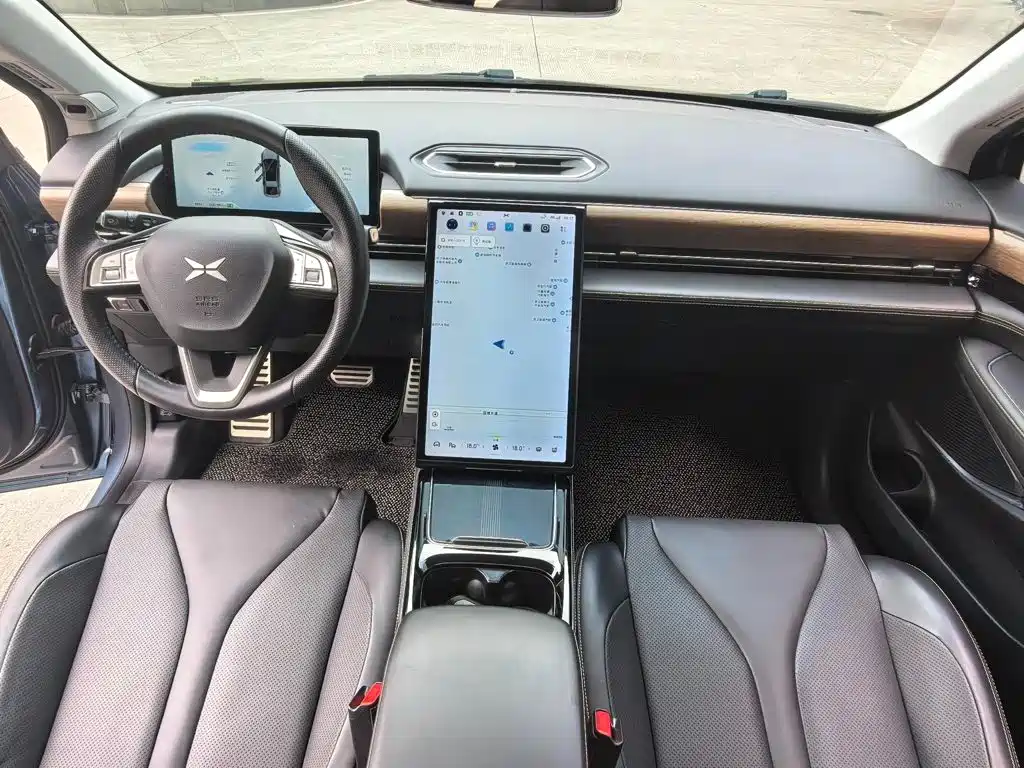 XPeng P5 — миниатюра 9