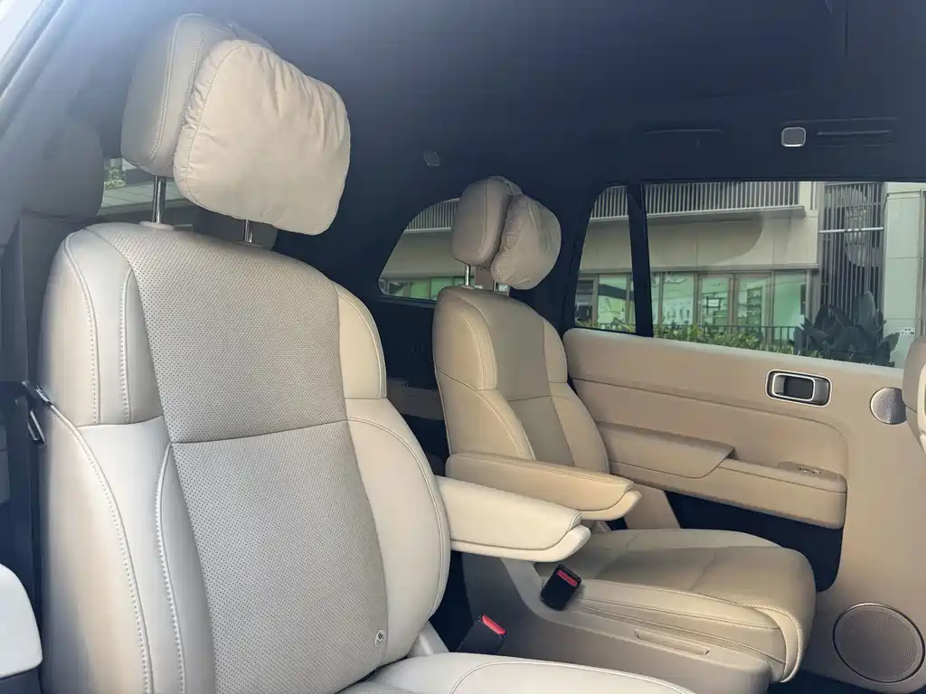 Li Auto Li L9 — миниатюра 10