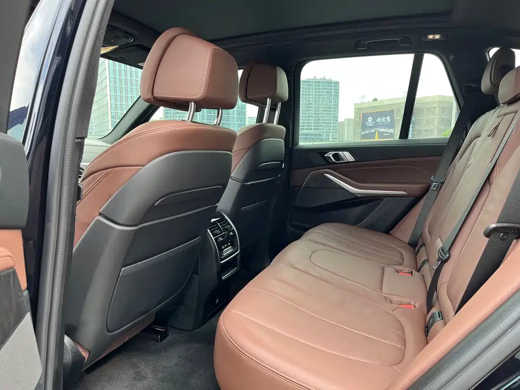 BMW X5 (Import) — миниатюра 6