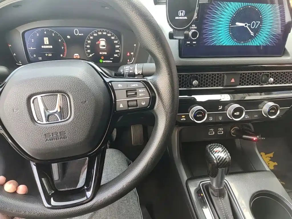 Honda Civic — миниатюра 10