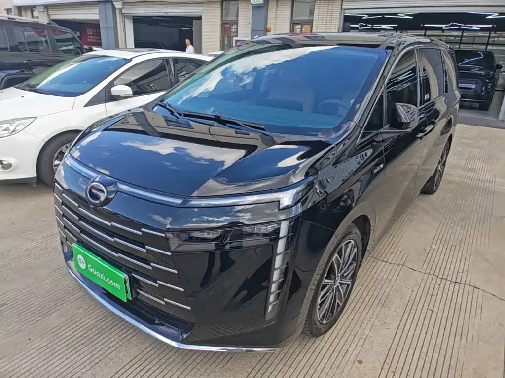 GAC Motor Trumpchi E8 PHEV — миниатюра 2