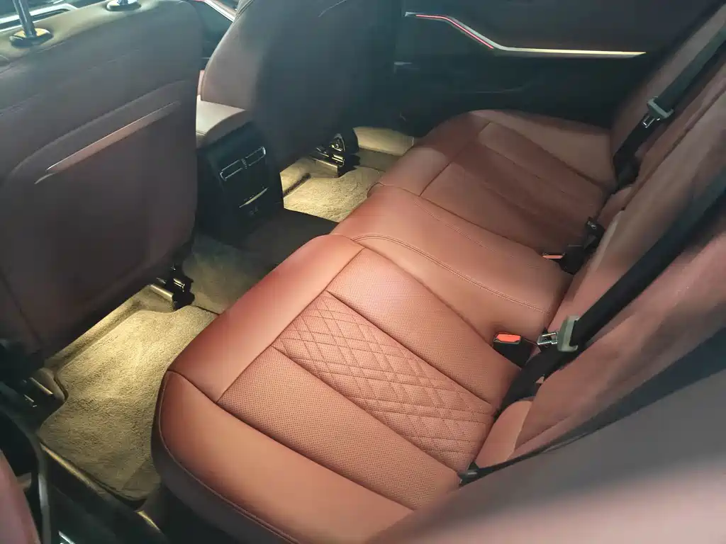 BMW 3 Series — миниатюра 10